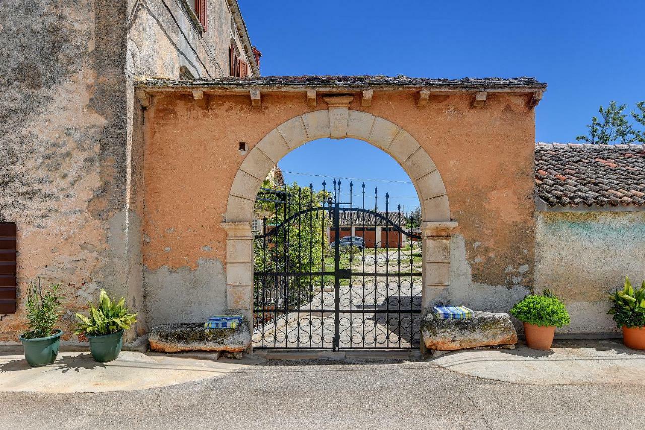 Palazzo 1812 Krnica Exterior foto
